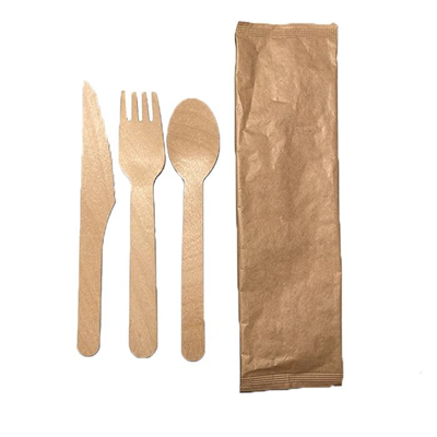 Četvrtasta drvena kašika